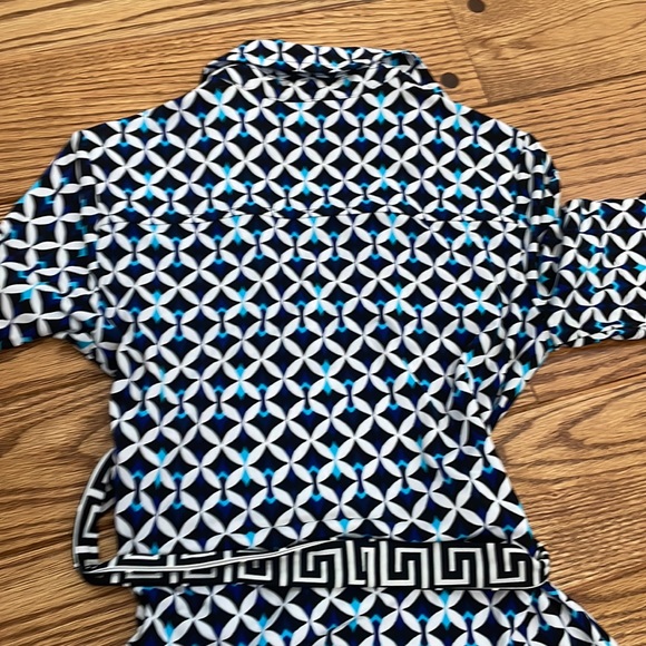 Beautiful WHBM geometric dress XXS belted elastic wrinkle free - Picture 7 of 11